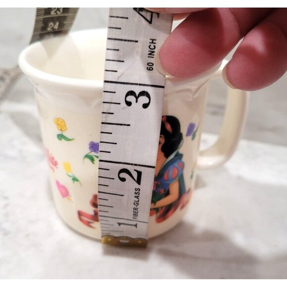 Vintage Disney Snow White & The Seven Dwarfs Mug 3" Collection - Picture 6 of 7